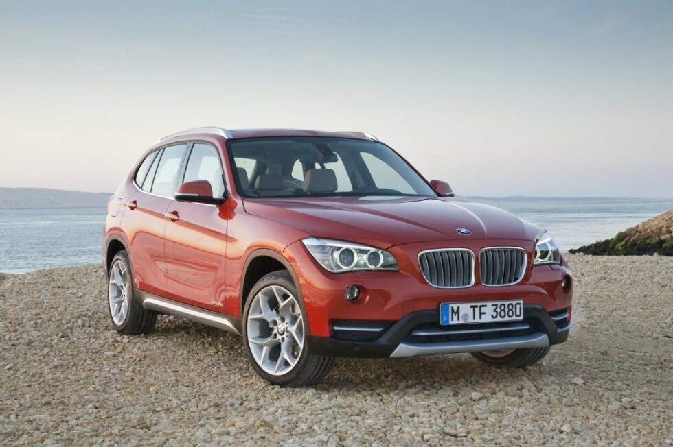 Коврики текстильные "Классик" для BMW X1 sDrive  I (suv / E84) 2012 - 2015, темно-серые, 5шт.